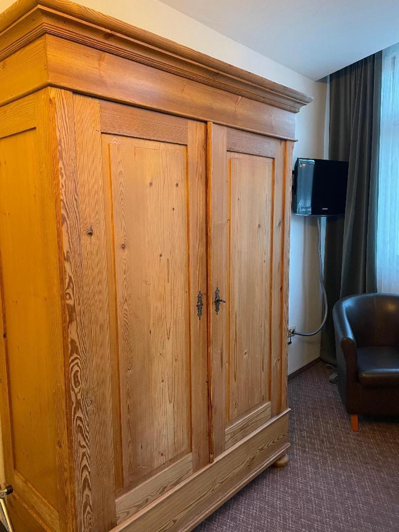 Hotel Zum Goldenen Loewen Sankt Goar Room photo